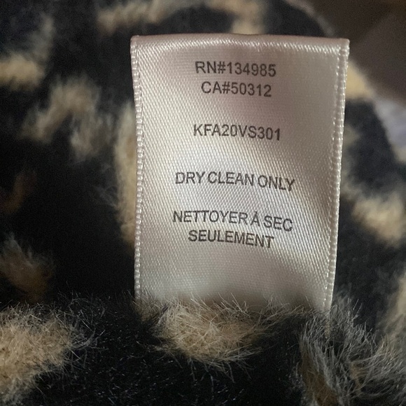 Victoria’s Secret for love & Lemons  leopard faux fur Franki cropped sweater - Picture 8 of 15